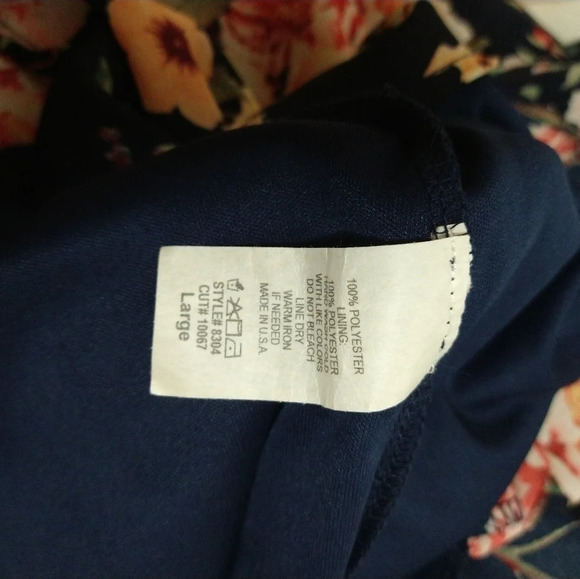 Sleeveless Floral Dress EUC 💗 - Picture 7 of 9